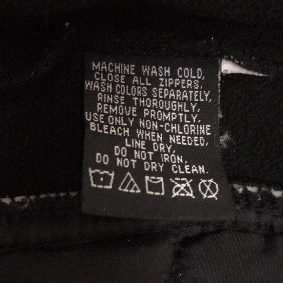 SNOZU Boys Jacket Black/Green. Size (5/6) - Picture 9 of 13